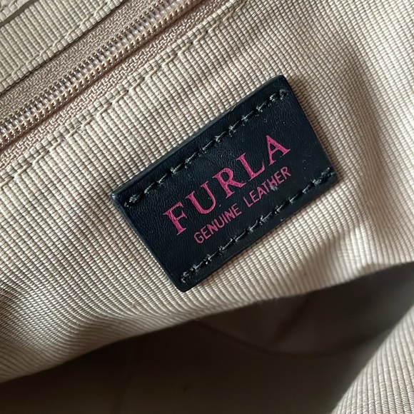 Furla Hobo leather bag - Picture 5 of 8